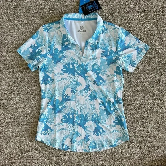 scales Tops - NWT Scales Blue and White Coral Tropics Print Top Small